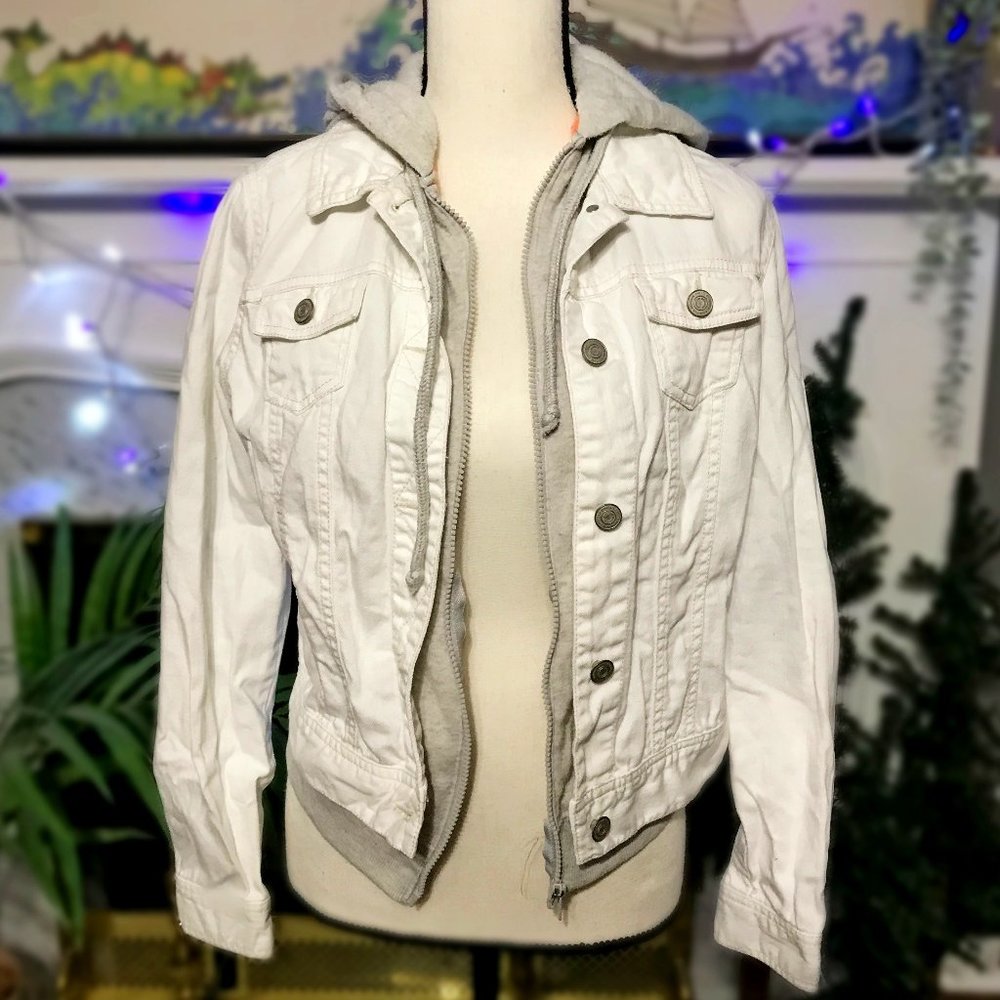 Layered jean jacket hoodie white/grey streetwear